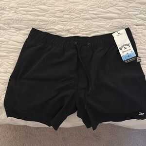 NWT Men’s Black Billabong Laybacks Shorts